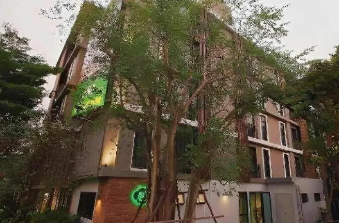 Bb House Mini 3*