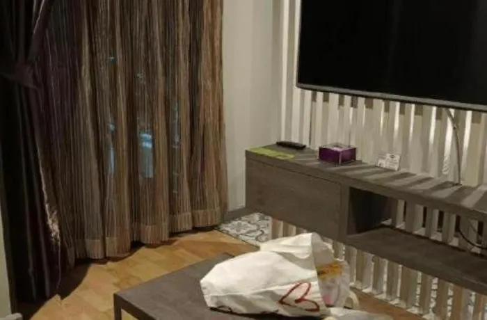 Bb House Mini