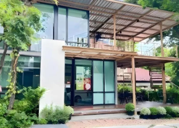 Bb House Mini
